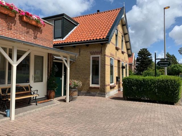 Oostvoornsch Gastenverblijf Oostvoorne Exterior photo